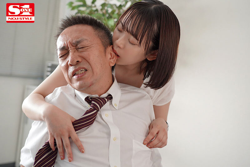 上司のことが大嫌いなのに！童貞だと知った日から上司を喰べたくて喰べたくて震えている【性癖:童貞喰い】の新卒女子入社しました 架乃ゆら サンプル 2